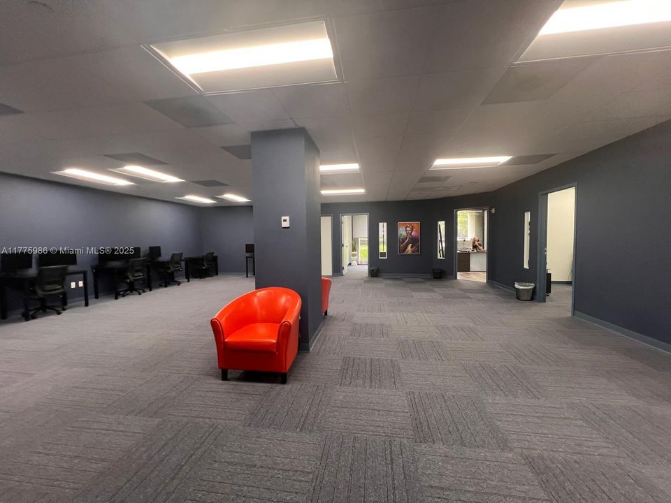 Недавно арендовано: $18 (0 спален, 0 ванн, 0 Квадратных фут)