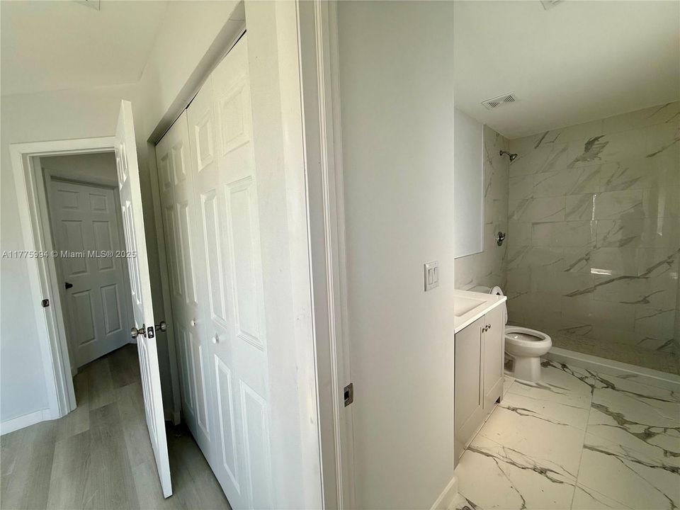 Недавно продано: $465,500 (3 спален, 2 ванн, 1266 Квадратных фут)