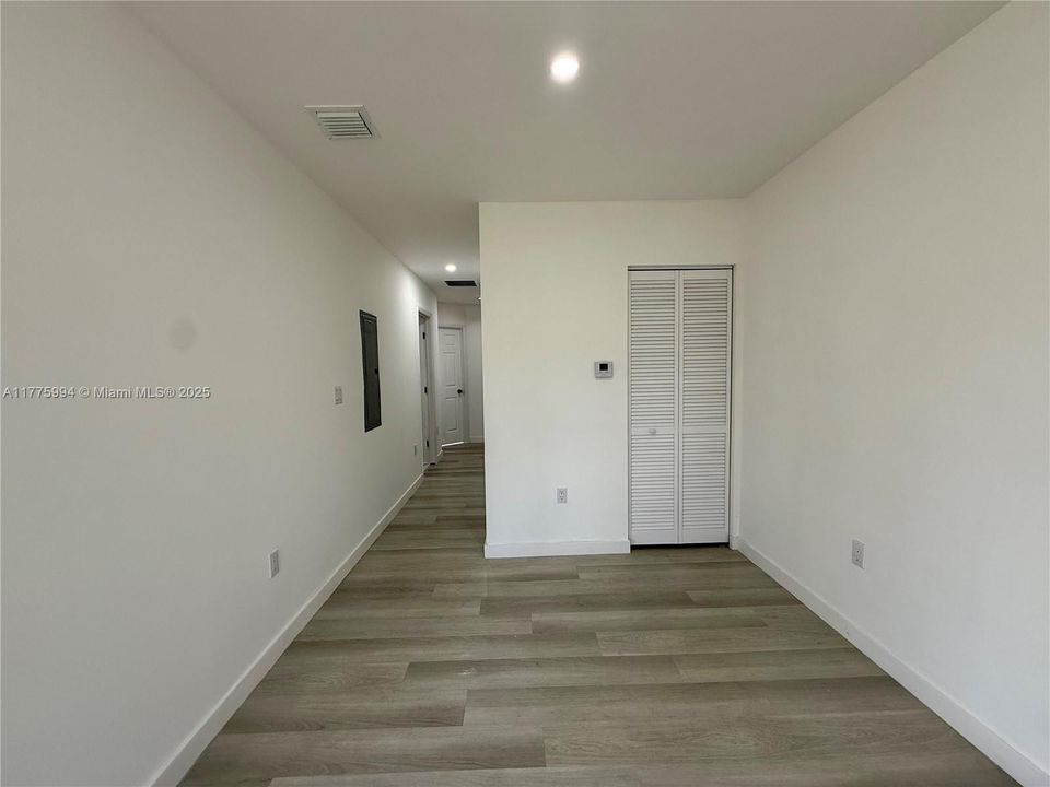 Недавно продано: $465,500 (3 спален, 2 ванн, 1266 Квадратных фут)