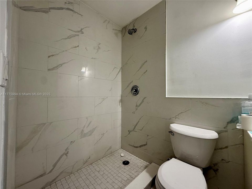 Недавно продано: $465,500 (3 спален, 2 ванн, 1266 Квадратных фут)