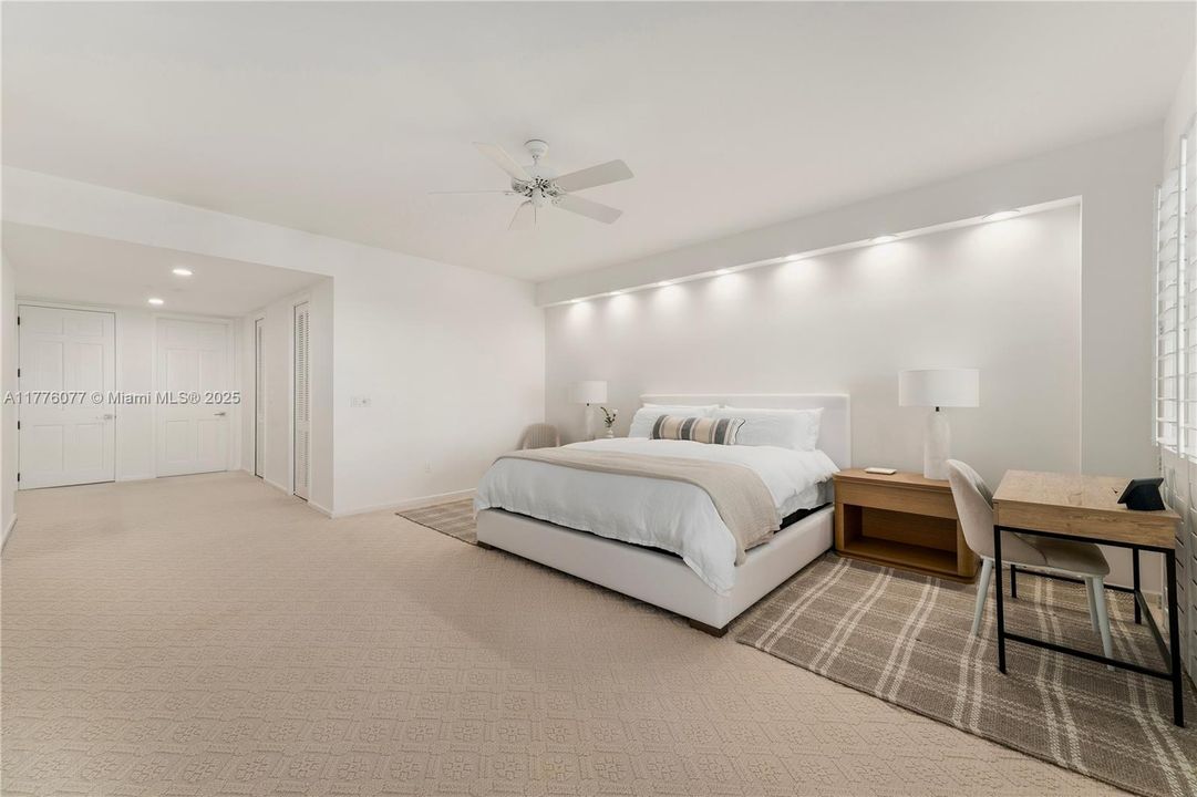 Недавно продано: $5,500,000 (2 спален, 2 ванн, 2420 Квадратных фут)