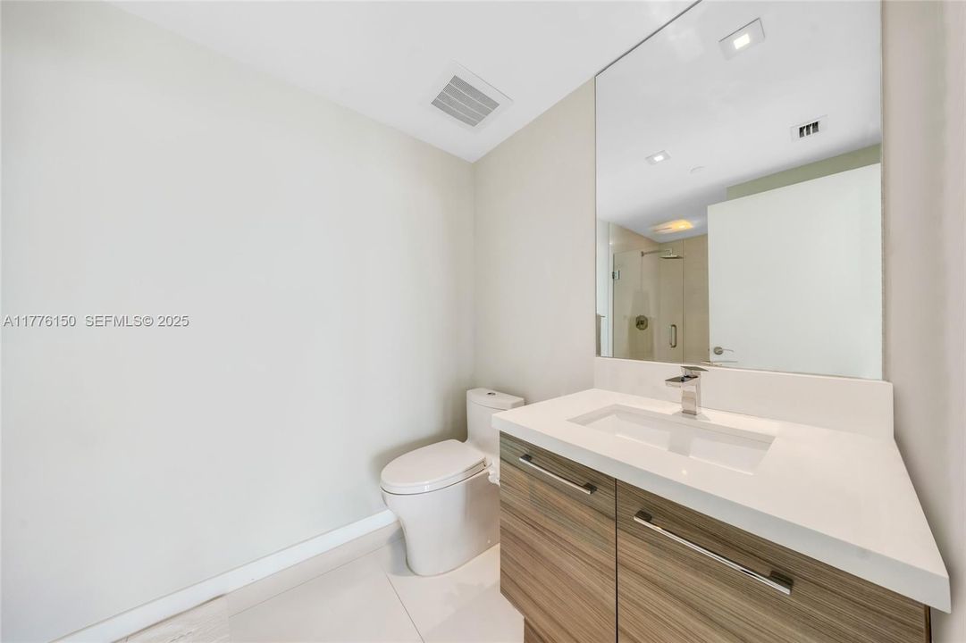 Active With Contract: $2,600,000 (3 beds, 3 baths, 1927 Square Feet)