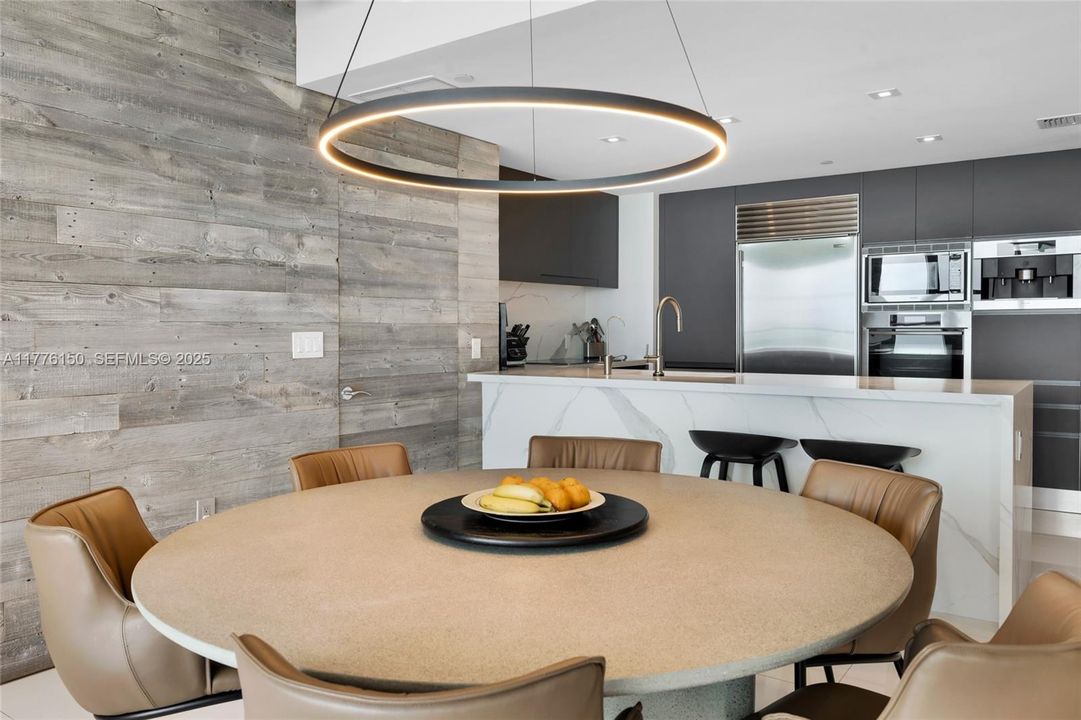 Active With Contract: $2,600,000 (3 beds, 3 baths, 1927 Square Feet)