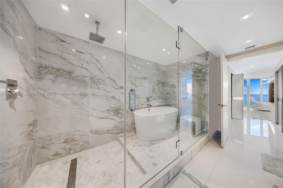 Active With Contract: $2,600,000 (3 beds, 3 baths, 1927 Square Feet)