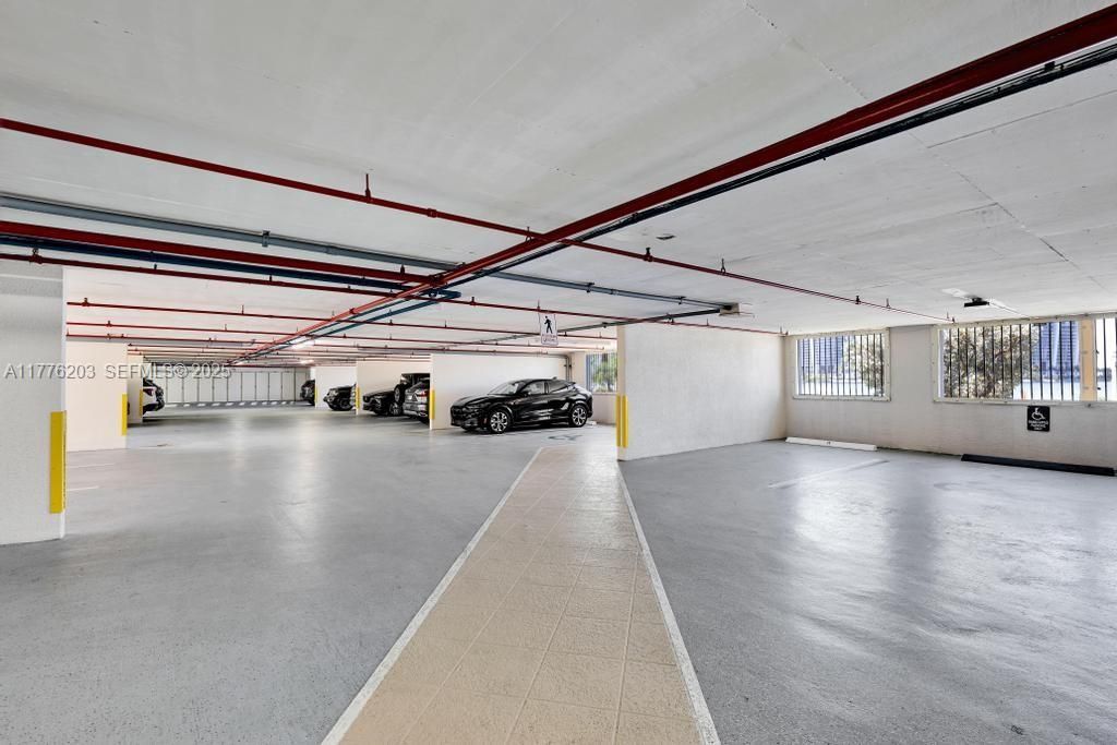 For Sale: $499,999 (2 beds, 2 baths, 1115 Square Feet)