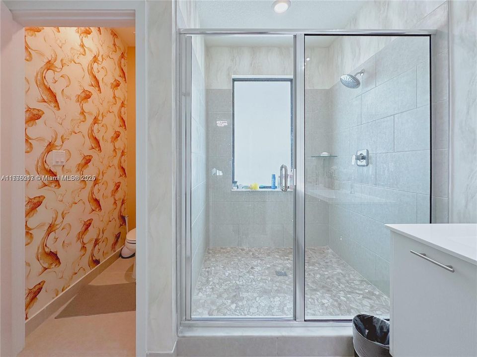 For Sale: $529,000 (2 beds, 2 baths, 1124 Square Feet)