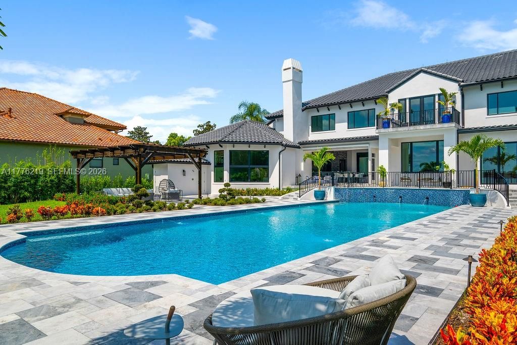 En Venta: $12,500,000 (6 camas, 7 baños, 10172 Pies cuadrados)
