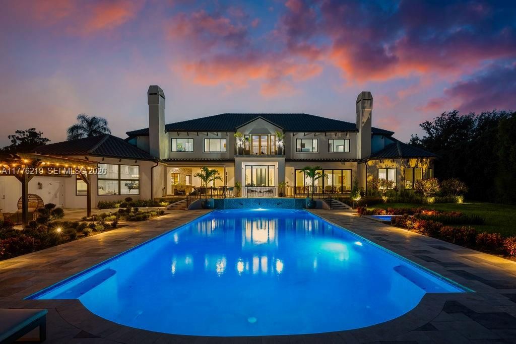 En Venta: $12,500,000 (6 camas, 7 baños, 10172 Pies cuadrados)