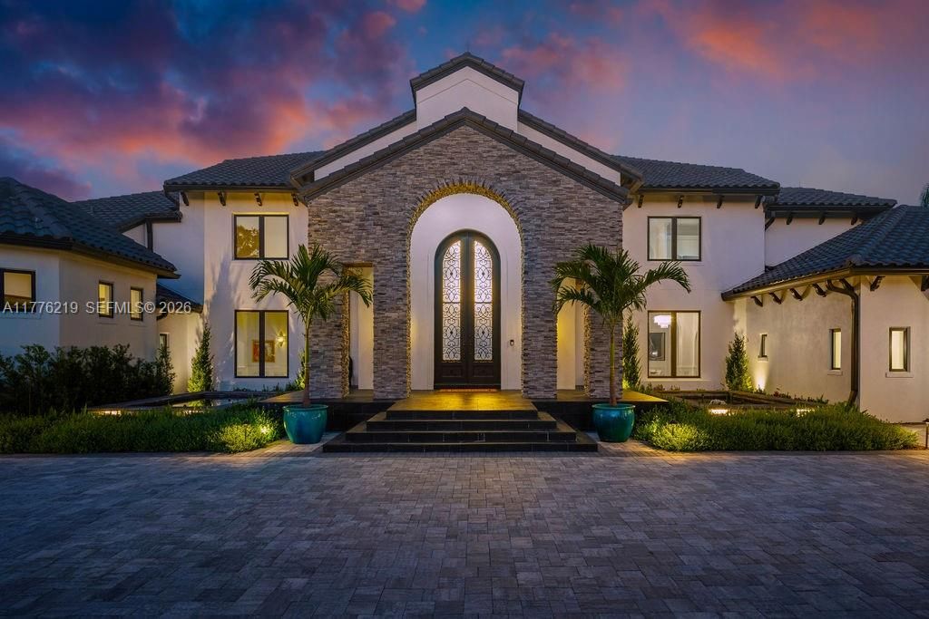 En Venta: $12,500,000 (6 camas, 7 baños, 10172 Pies cuadrados)