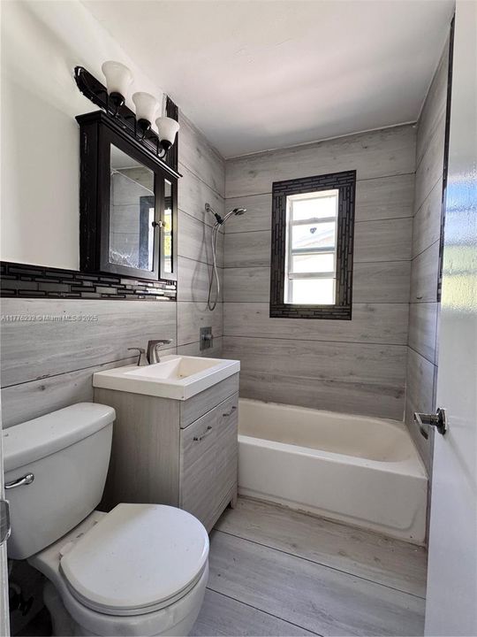 Recientemente alquilado: $2,400 (2 camas, 1 baños, 780 Pies cuadrados)