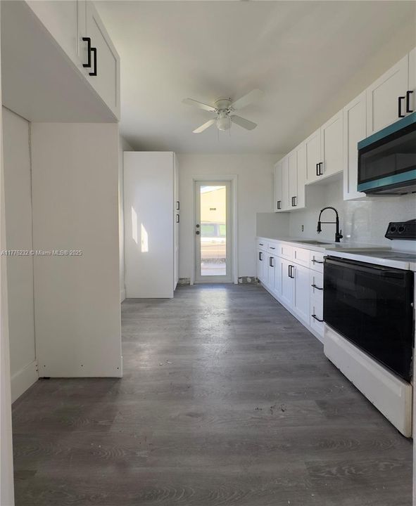 Recientemente alquilado: $2,400 (2 camas, 1 baños, 780 Pies cuadrados)