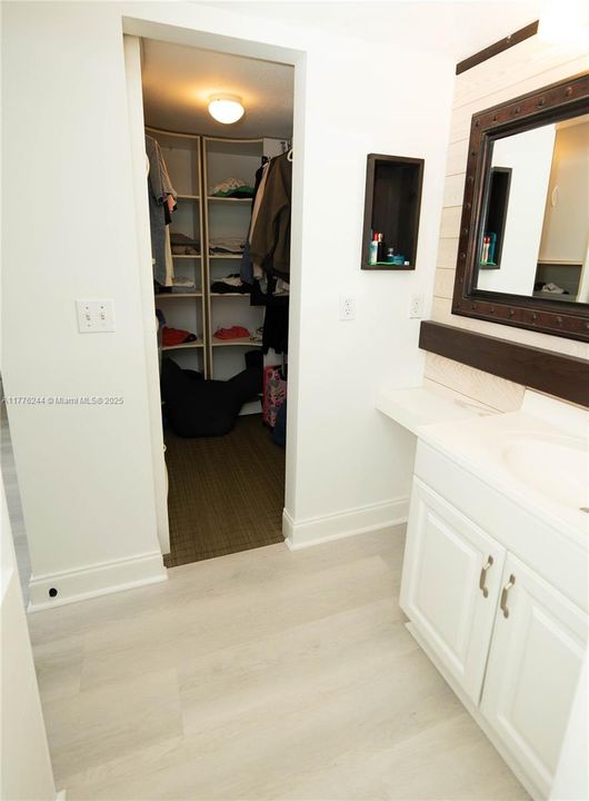 En Venta: $254,900 (2 camas, 2 baños, 1104 Pies cuadrados)