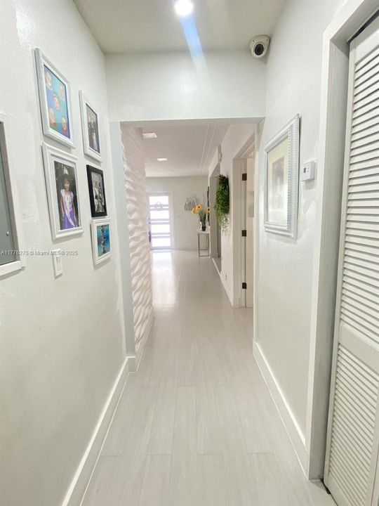 Недавно продано: $799,000 (3 спален, 2 ванн, 1298 Квадратных фут)