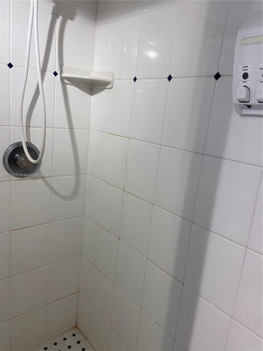 Recently Sold: $770,000 (0 beds, 0 baths, 2150 Square Feet)