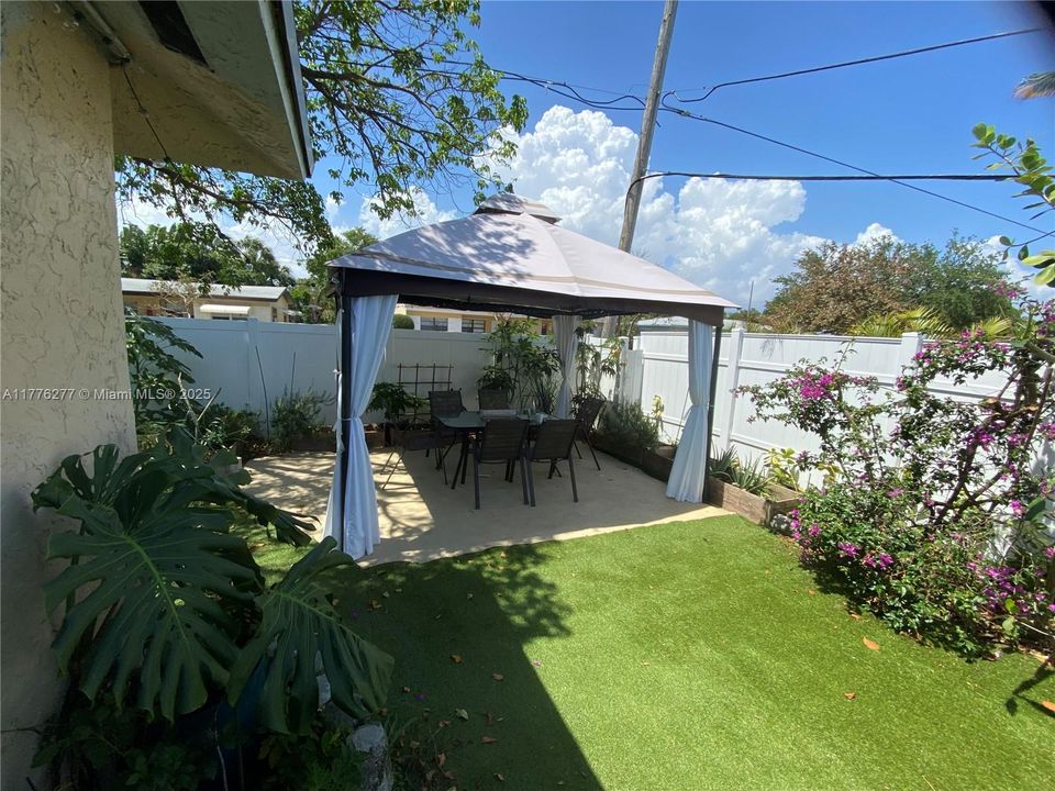 Recently Sold: $770,000 (0 beds, 0 baths, 2150 Square Feet)