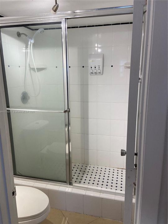 Recently Sold: $770,000 (0 beds, 0 baths, 2150 Square Feet)