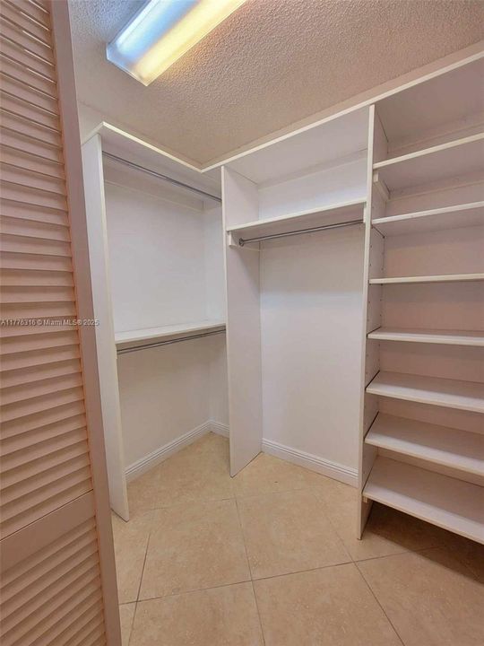 最近租的: $2,300 (2 贝兹, 2 浴室, 1533 平方英尺)