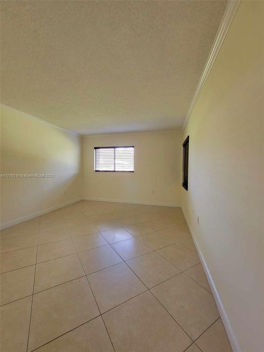 最近租的: $2,300 (2 贝兹, 2 浴室, 1533 平方英尺)