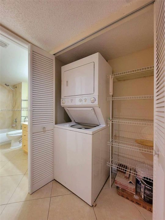 最近租的: $2,300 (2 贝兹, 2 浴室, 1533 平方英尺)