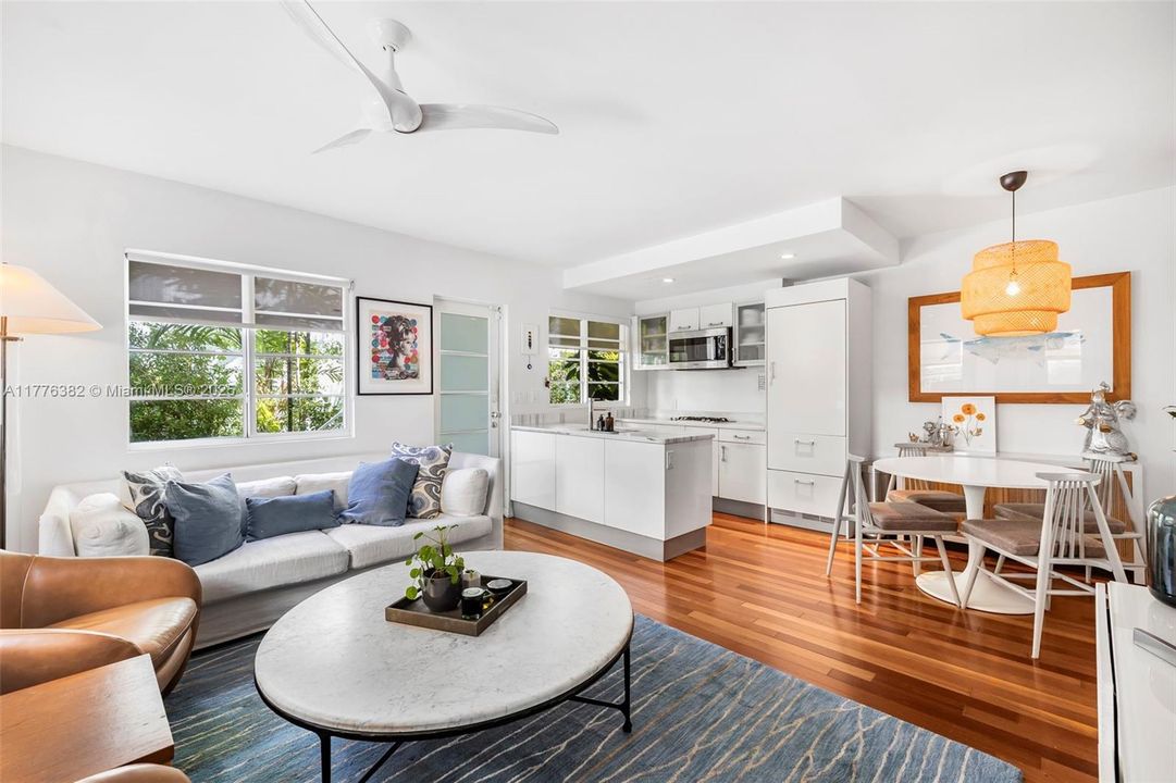 Recently Sold: $500,000 (1 beds, 1 baths, 619 Square Feet)