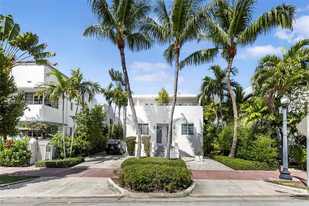 Recently Sold: $500,000 (1 beds, 1 baths, 619 Square Feet)