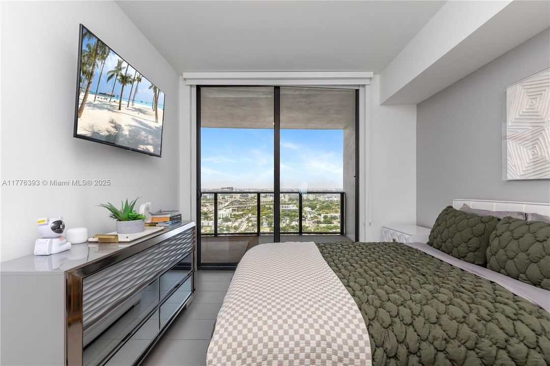 Recently Sold: $450,000 (1 beds, 1 baths, 850 Square Feet)