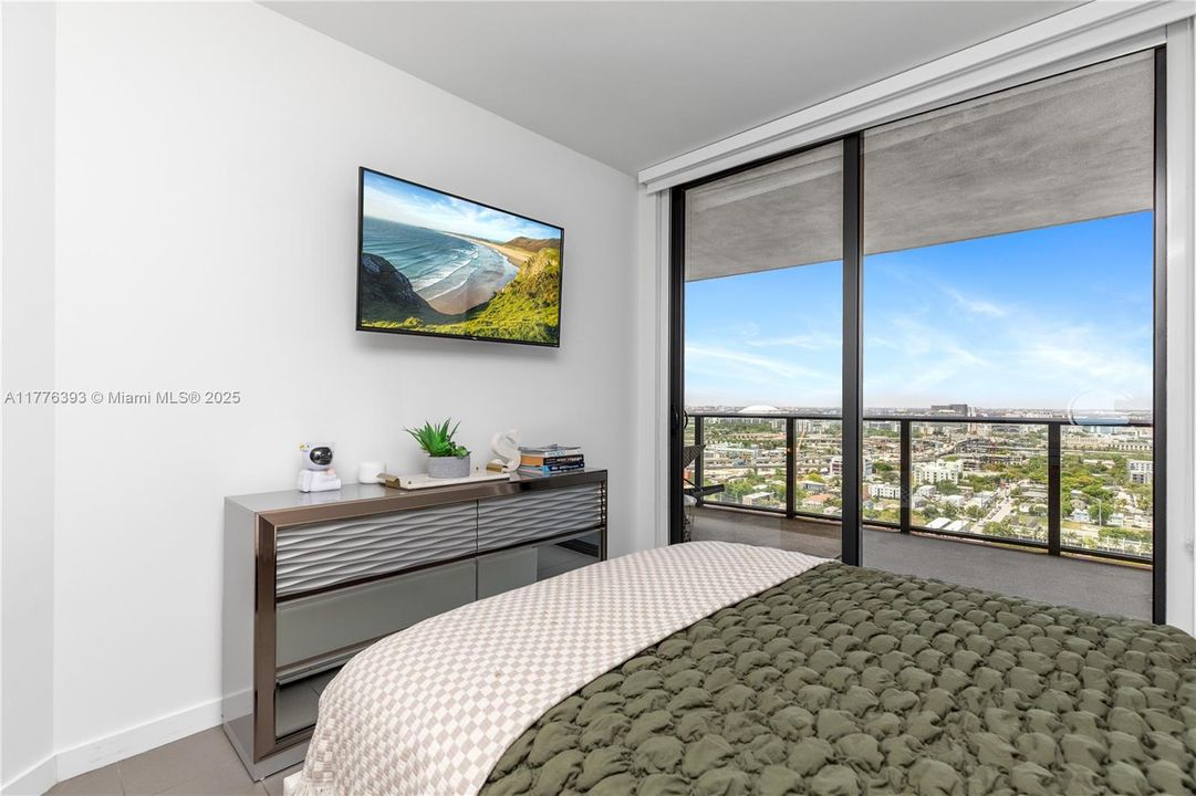 Recently Sold: $450,000 (1 beds, 1 baths, 850 Square Feet)