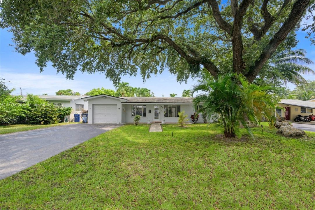 Vendido Recientemente: $540,000 (3 camas, 2 baños, 1608 Pies cuadrados)