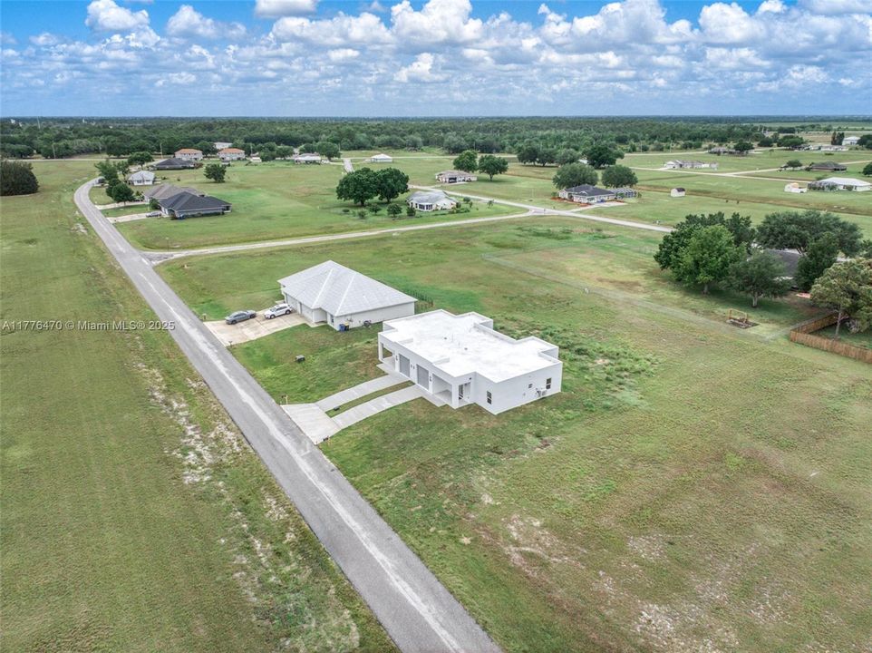 最近租的: $1,800 (4 贝兹, 2 浴室, 0 平方英尺)