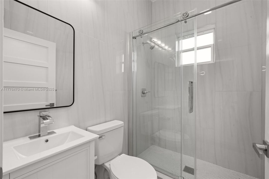 最近租的: $1,800 (4 贝兹, 2 浴室, 0 平方英尺)