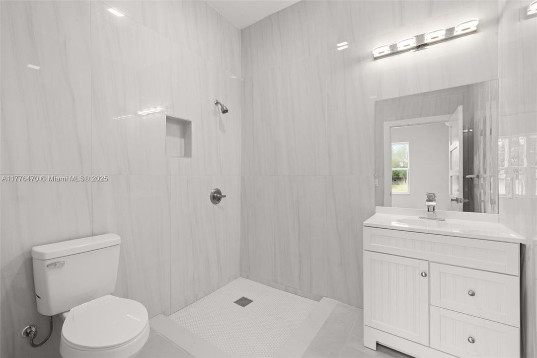 最近租的: $1,800 (4 贝兹, 2 浴室, 0 平方英尺)