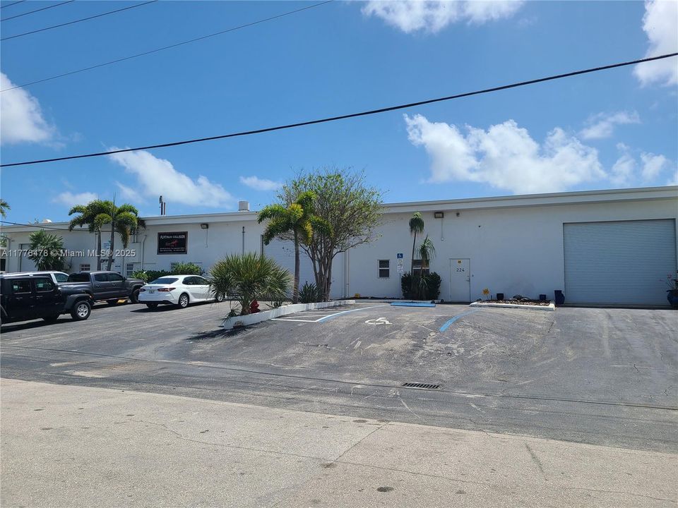 Недавно арендовано: $23 (0 спален, 0 ванн, 0 Квадратных фут)