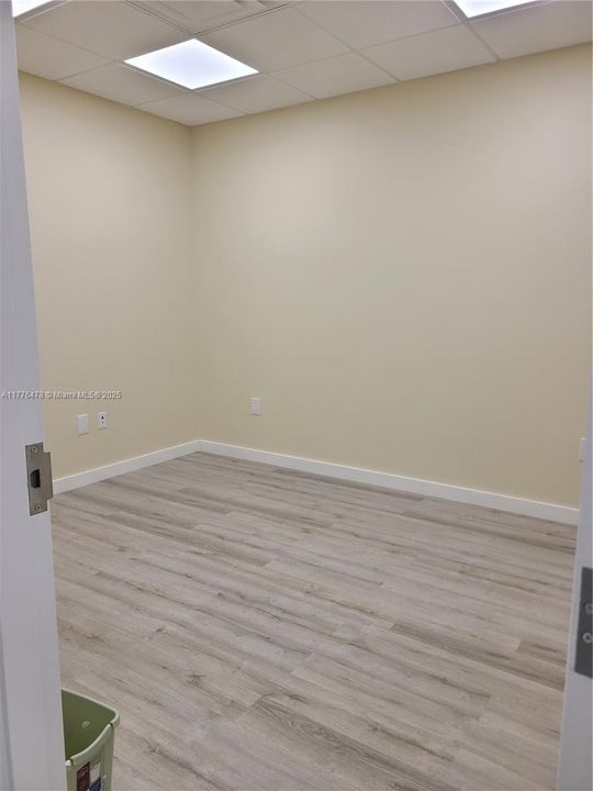 Недавно арендовано: $23 (0 спален, 0 ванн, 0 Квадратных фут)