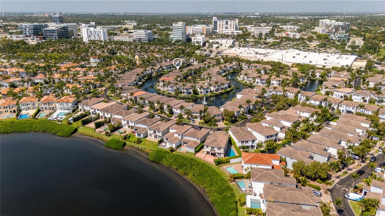 Recently Sold: $1,475,000 (4 beds, 3 baths, 2361 Square Feet)