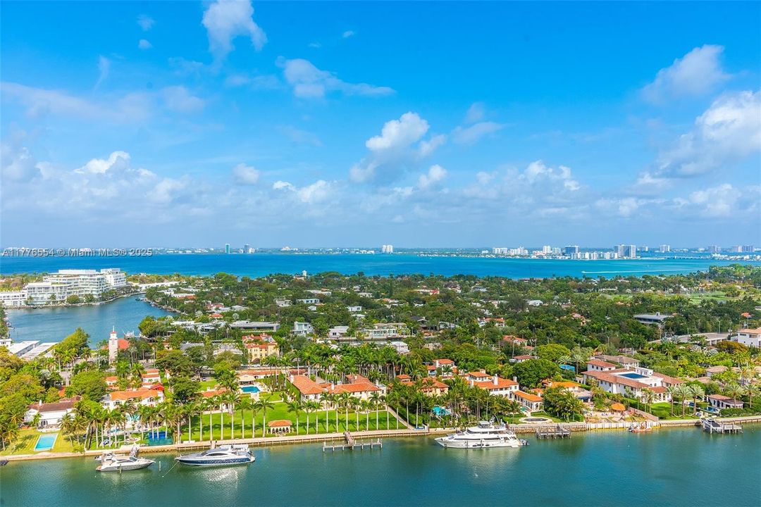 For Sale: $2,150,000 (2 beds, 2 baths, 1380 Square Feet)