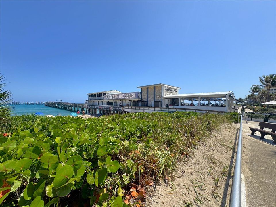 待售: $299,000 (2 贝兹, 2 浴室, 1095 平方英尺)