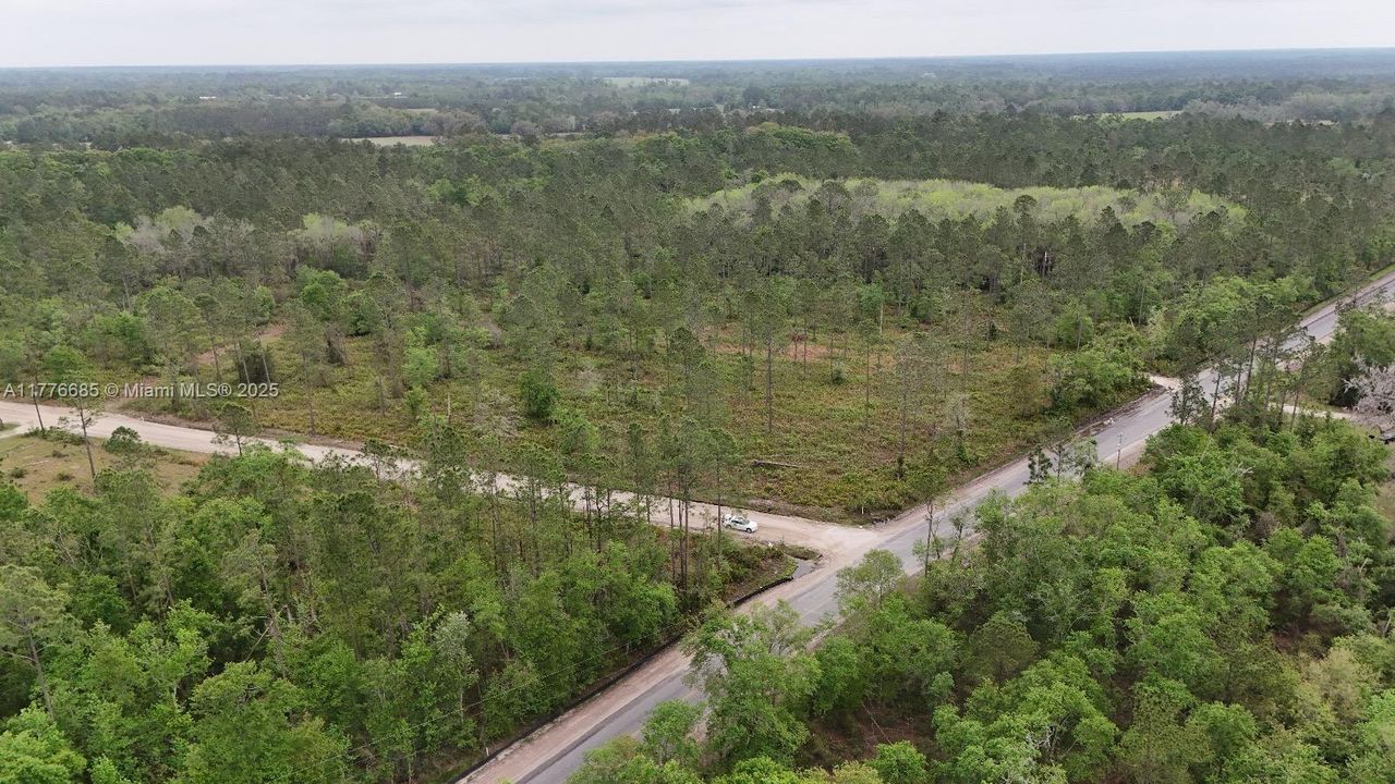 最近售出: $88,000 (9.28 acres)