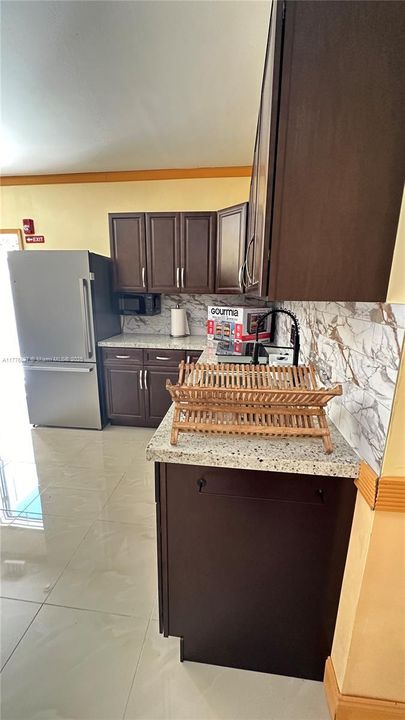 Recently Rented: $1,300 (1 beds, 1 baths, 2626 Square Feet)