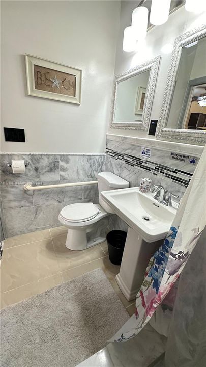 Recently Rented: $1,300 (1 beds, 1 baths, 2626 Square Feet)