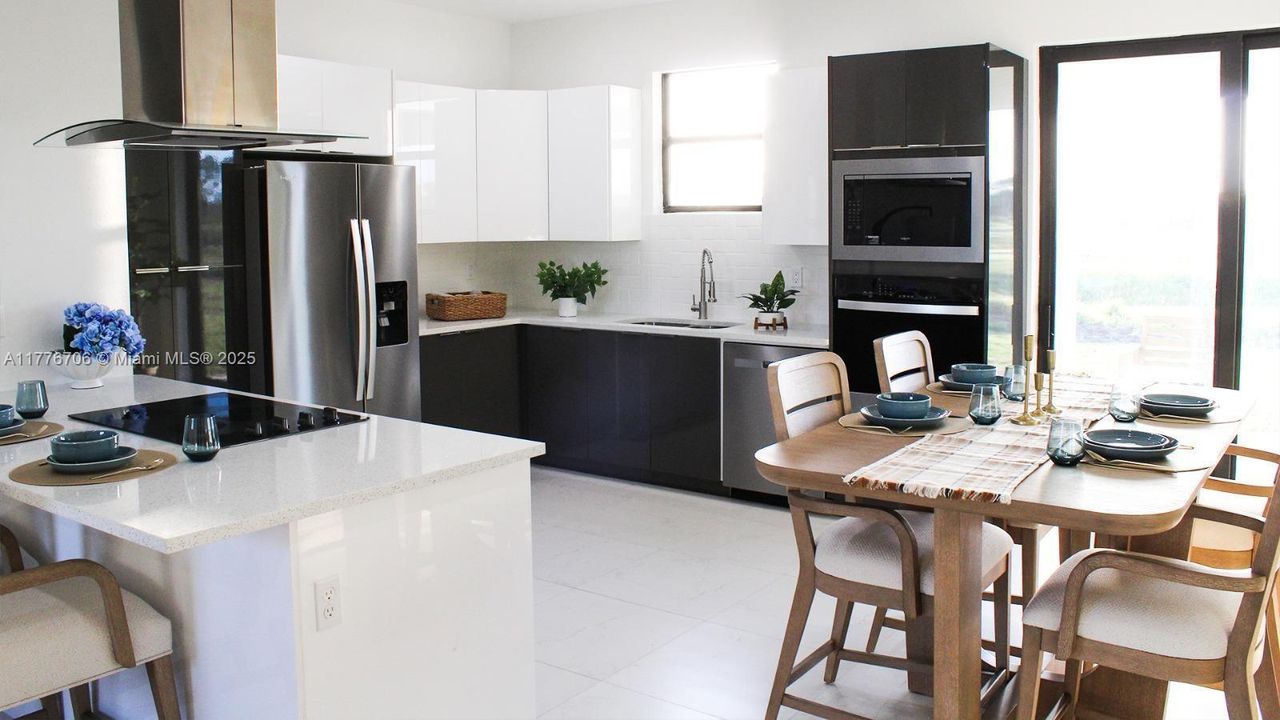 Recently Sold: $349,900 (4 beds, 3 baths, 1616 Square Feet)