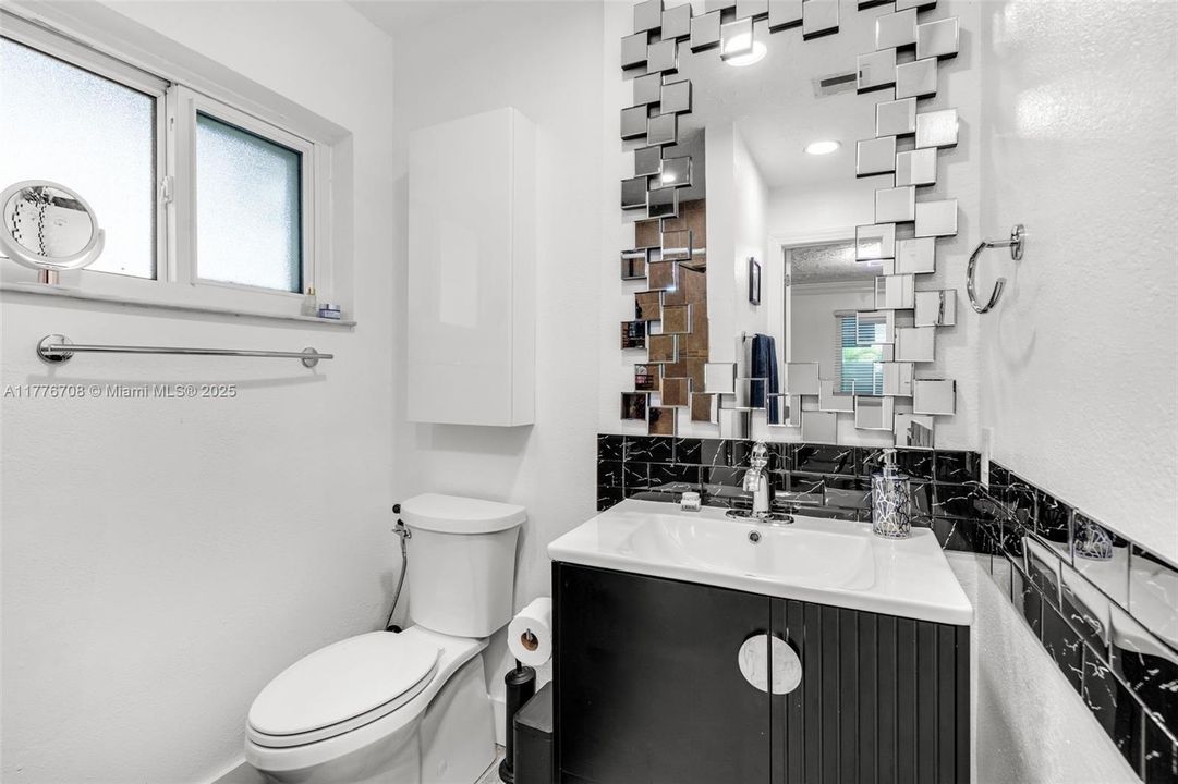 Recently Sold: $810,000 (4 beds, 2 baths, 2030 Square Feet)