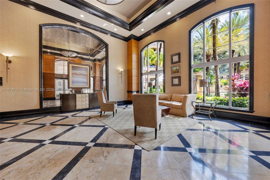 For Sale: $499,000 (2 beds, 2 baths, 1167 Square Feet)