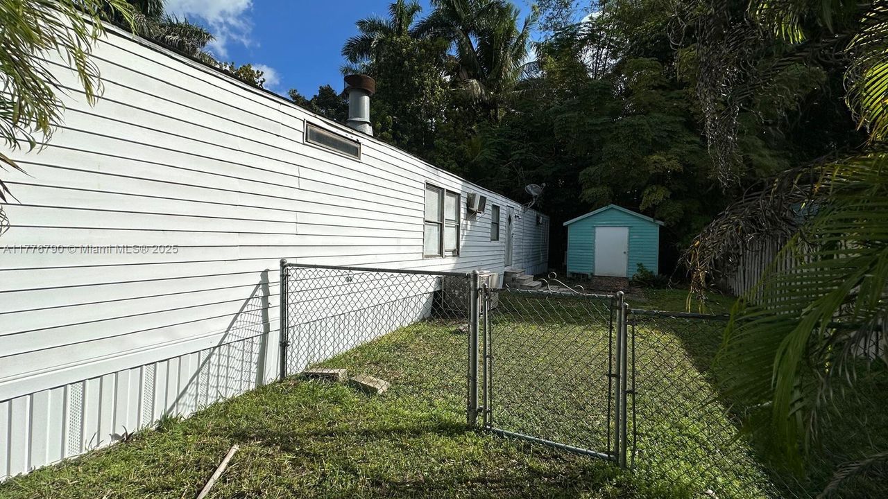 Recently Sold: $182,000 (2 beds, 2 baths, 850 Square Feet)