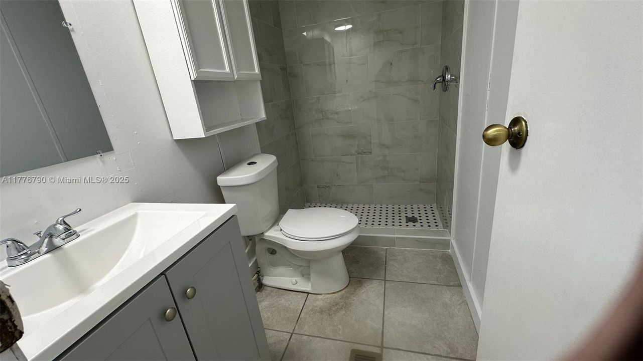 Recently Sold: $182,000 (2 beds, 2 baths, 850 Square Feet)