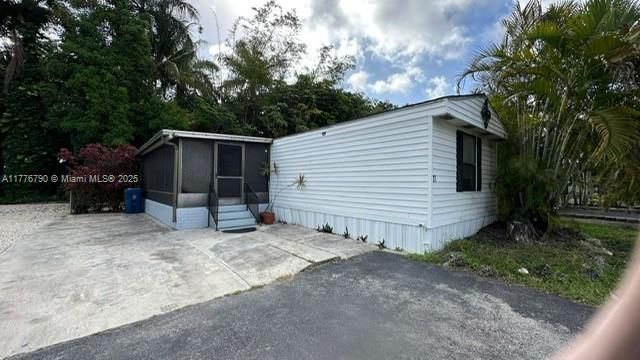 Recently Sold: $182,000 (2 beds, 2 baths, 850 Square Feet)