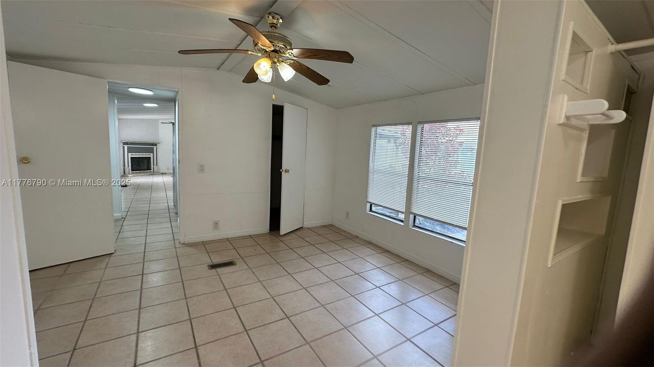 Recently Sold: $182,000 (2 beds, 2 baths, 850 Square Feet)