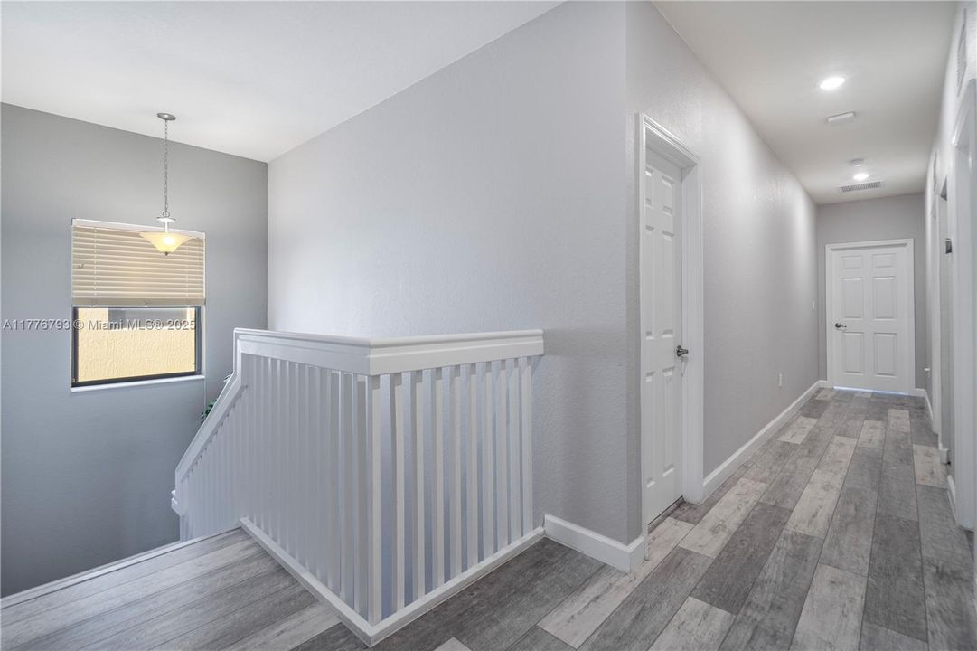 Recently Rented: $3,900 (5 beds, 3 baths, 2894 Square Feet)