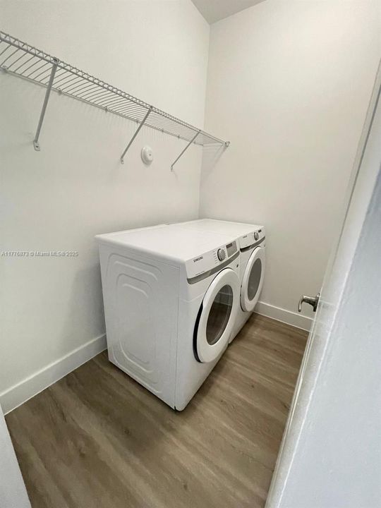 Recently Rented: $2,550 (3 beds, 2 baths, 0 Square Feet)