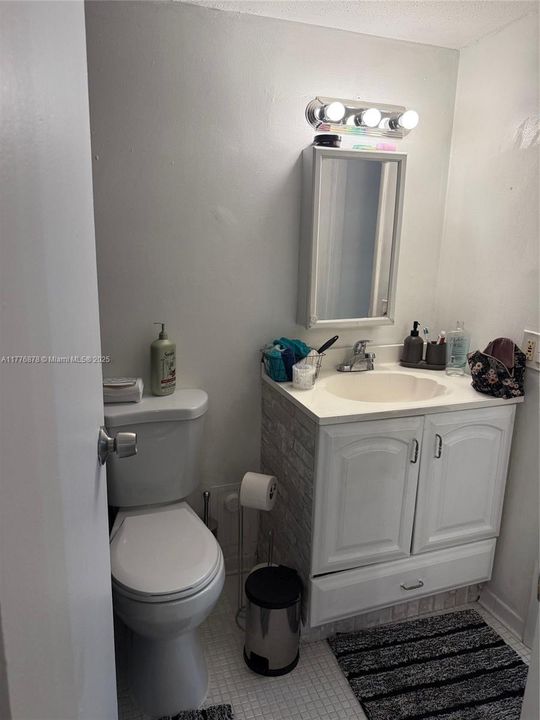 Vendido Recientemente: $145,000 (1 camas, 1 baños, 658 Pies cuadrados)