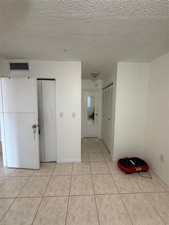 Vendido Recientemente: $145,000 (1 camas, 1 baños, 658 Pies cuadrados)